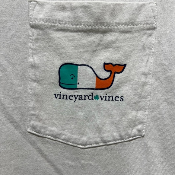 Vineyard Vines Irish Shamrock ☘️ 🇮🇪 Ireland Flag Boys Short Sleeve Tee Size L - Picture 2 of 5